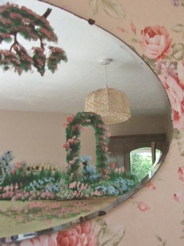 Retrro Mirror