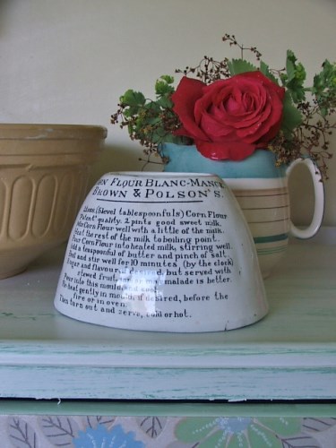 Old Vintage Pot Jelly Mould