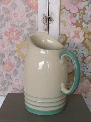 Pretty Vintage Tin