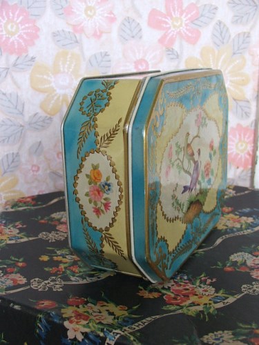Marshall and Snelgrove Vintage Hat Box