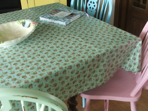 Set of 4 Painted Vintage Look Kitchen Chairs
