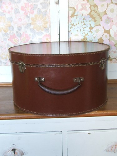 Vintage Leather Hat Case