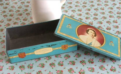1953 Coronation Souvenir Biscuit Tin