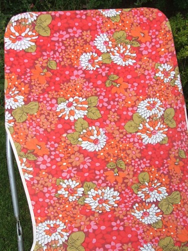 floral sunbed