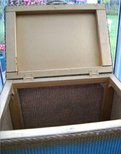 Wicker 'Loom' Style Laundry Basket