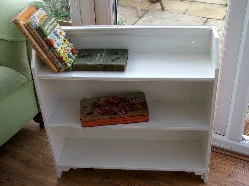 White Painted Bookcase/Shelving
