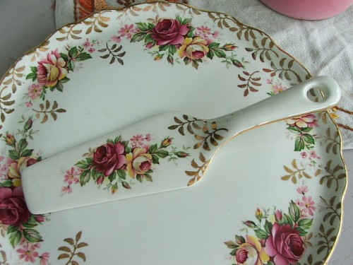 Vintage Floral Cake Plate and Knife