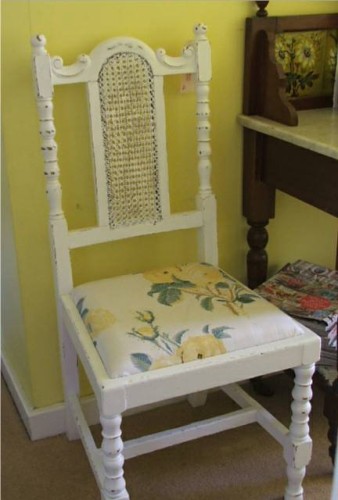 Decorative White Painted Chair
