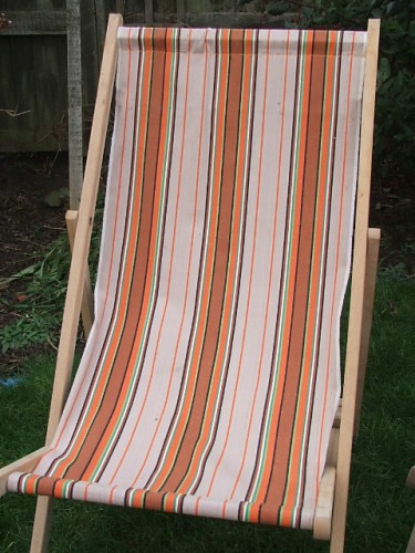 Vintage Wooden Deckchair (a)
