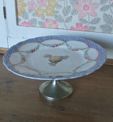 Vintage Floral Cake Stand