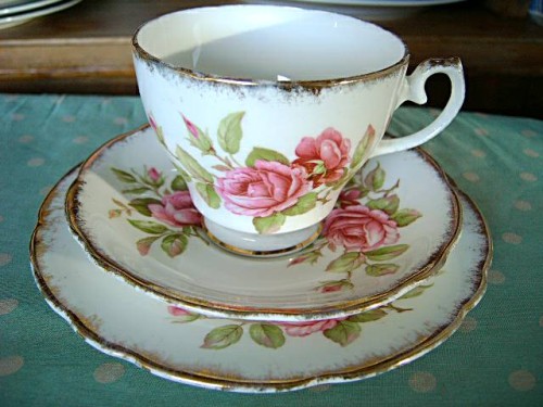 Vintage Rose Print  Bone ChinaTrio