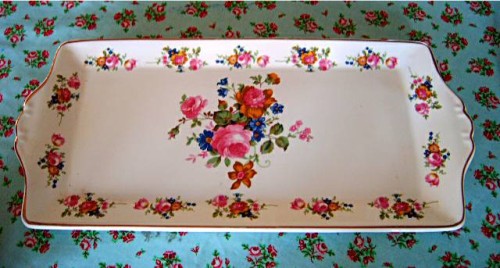 Pretty 'Roses' Sandwich Plate