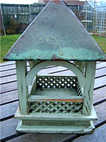 Pretty Vintage Bird Table