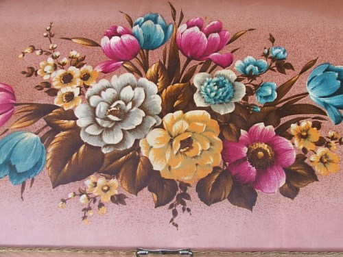 Vintage Floral Ottomon