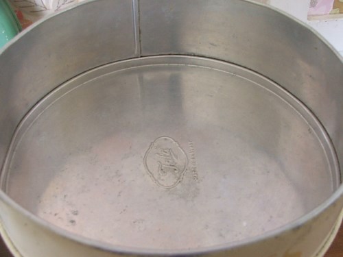Vintage Cake Tin
